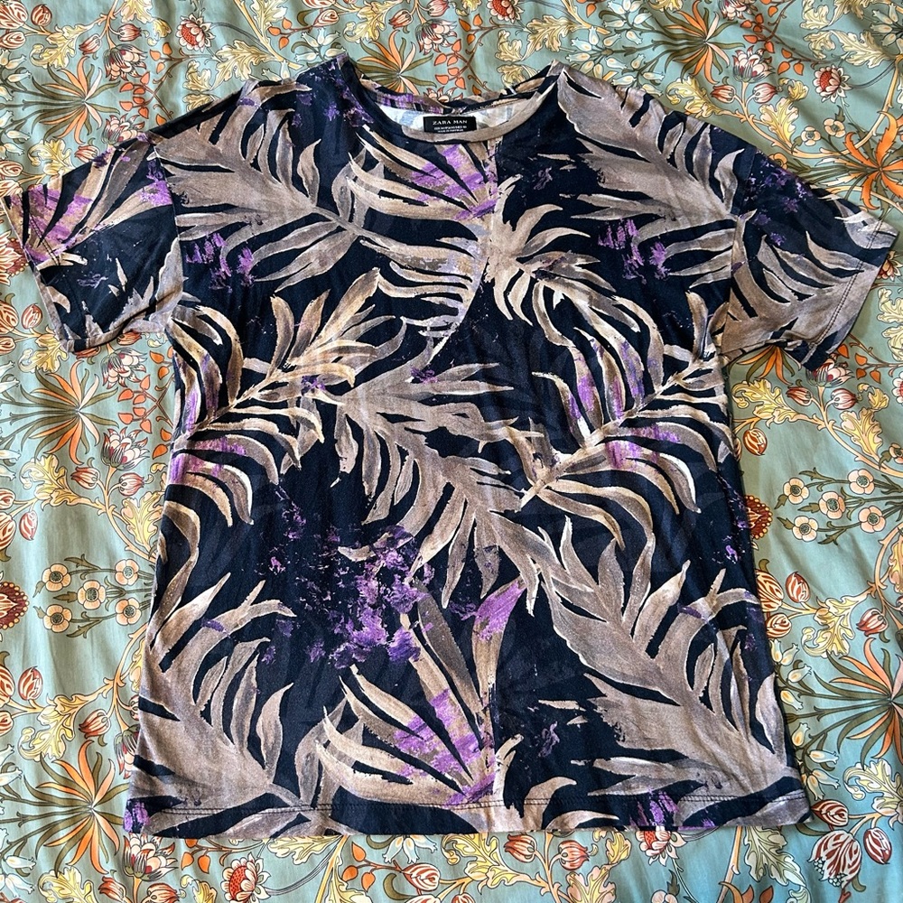 Zara Man Leaf Print Tee Shirt